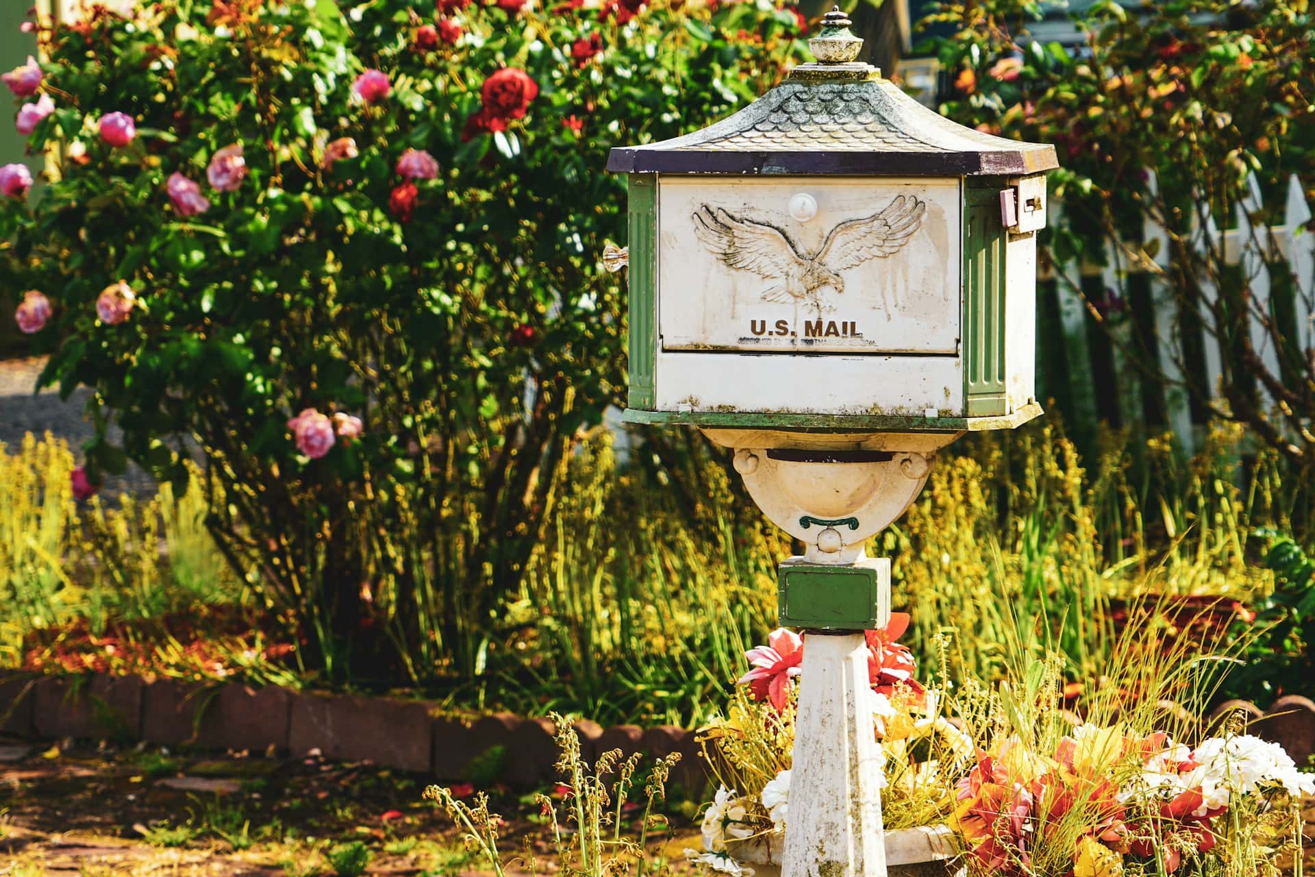 Post Mounted vs Wall Mounted Mailboxes: Which Is Right for Your Home?